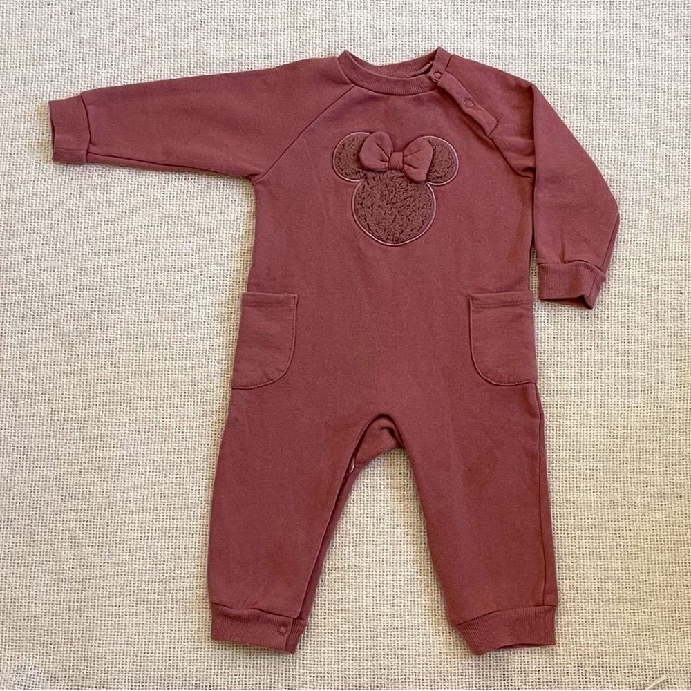 Baby girl clothes. Disney onsies. 12 months.